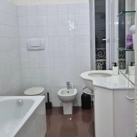 بيت ضيافة San Vincenzo B