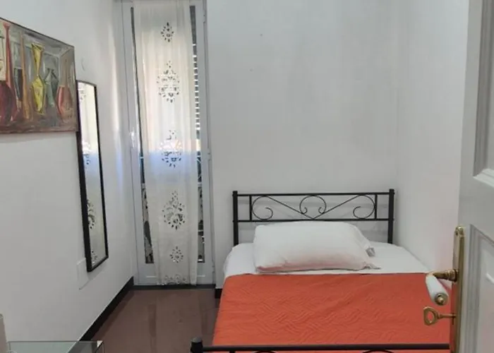 San Vincenzo B 제노바